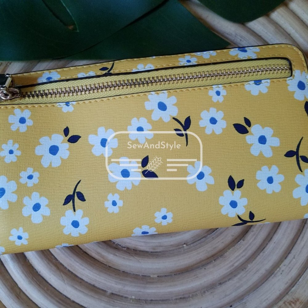 Kate Spade NWT Staci Floral Darcy Fleurette Wallet - Picture 4 of 7